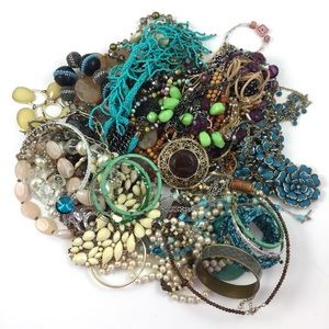 Costume Jewelry 4 lbs Lot Wearable Vintage Modern